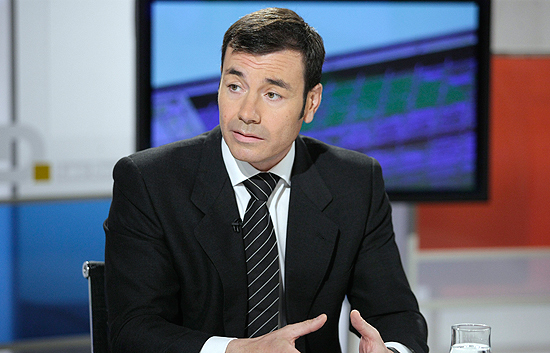 Desayunos - G&oacute;mez acusa a Aguirre de librar la "batalla por el sill&oacute;n de G&eacute;nova" en Caja Madrid