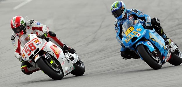 Álvaro Bautista, junto al fallecido Marco Simoncelli en una imagen de la pasada temporada