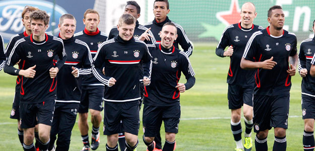 Bayern Munich's players attend a training session at the Velodrome Stadium in Marseille