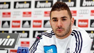 Ver v&iacute;deo  'Benzema: "No hay problema con nosotros y el entrenador"'