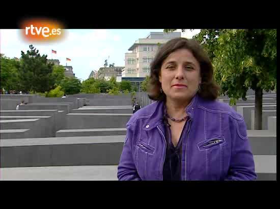 En portada - Tras la huella del muro. Memorial del Holocausto