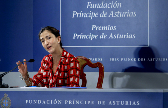 Rueda de prensa &iacute;ntegra de Betancourt agradeciento el Pr&iacute;ncipe de Asturias