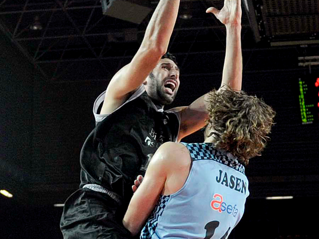 Bizcaia Bilbao 73-78 Asefa Estudiantes