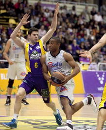 BLANCOS DE RUEDA VALLADOLID-ASEFA ESTUDIANTES