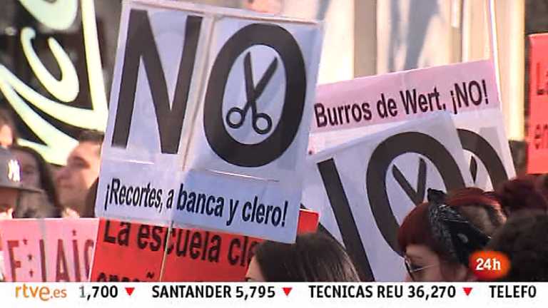 La tarde en 24 horas - Bloque 19 h. -  07/02/13