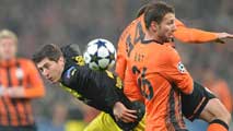 Video: El Borussia Dortmund empata en Donetsk (2-2)