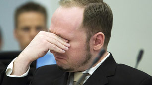 Ver v&iacute;deo  'Breivik dice que actu&oacute; en defensa propia'