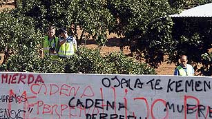 Ver v&iacute;deo  'Bret&oacute;n, el padre de los ni&ntilde;os desaparecidos de C&oacute;rdoba, mantiene su versi&oacute;n del parque'