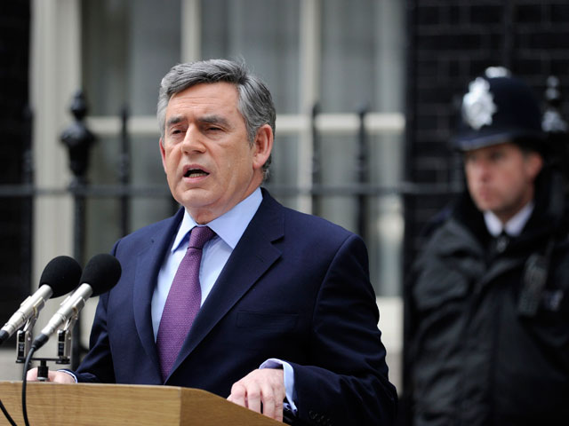 Gordon Brown anuncia que dimitir&aacute; en oto&ntilde;o como l&iacute;der de los laboristas