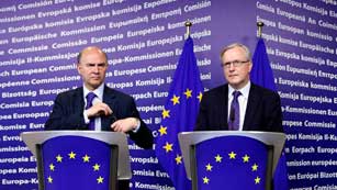 Ver v&iacute;deo  'Bruselas reconoce que se estudia la posibilidad del mecanismo directo de rescate'