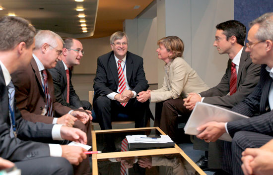 En Bruselas se re�nen los ministros de Industria de la Uni�n Europea