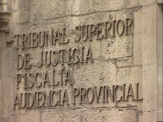 Ver v&iacute;deo  'En Burgos han empezado los interrogatorios por la supuesta ramificaci&oacute;n de la trama G&uuml;rtel en Castilla y Le&oacute;n'