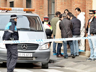 Ver v&iacute;deo  'Buscan al marido de la mujer hallada muerta en Granollers'