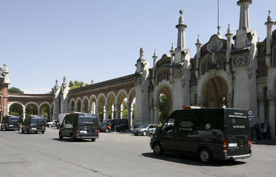 Los cad�veres sin identificar ser�n trasladados al cementerio de la Almudena