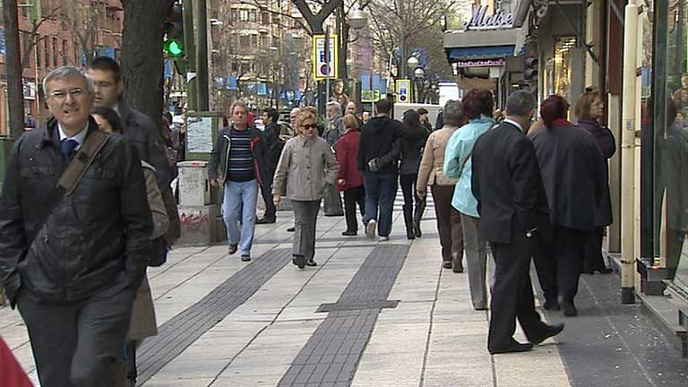 La deuda de los hogares cae por cuarto mes consecutivo