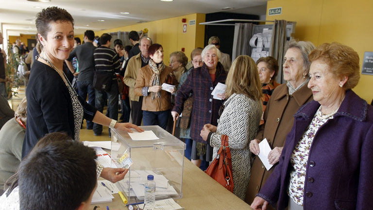Cae la participaci&oacute;n en Andaluc&iacute;a y Asturias seg&uacute;n los primeros datos