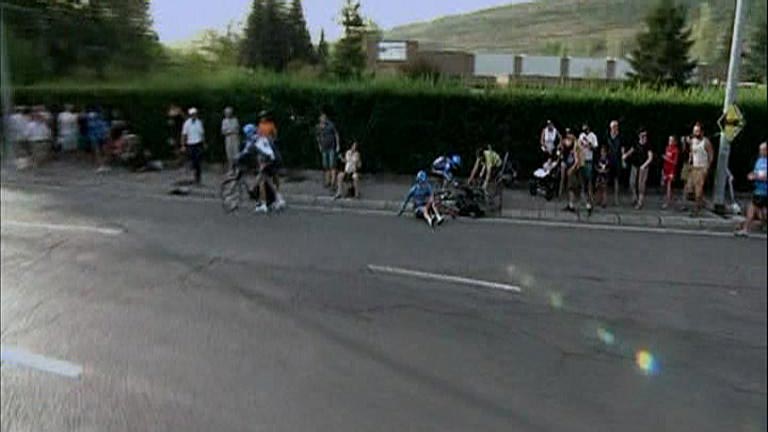 Ca&iacute;da del Garmin en la crono por equipos de la Vuelta