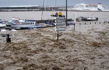 AL MENOS 30 MUERTOS POR LAS INUNDACIONES EN MADEIRA
