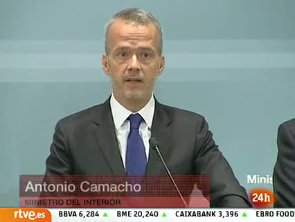 Ver v&iacute;deo  'Camacho asegura que la polic&iacute;a ha acabado con ETA y que la deuda es "impagable"'