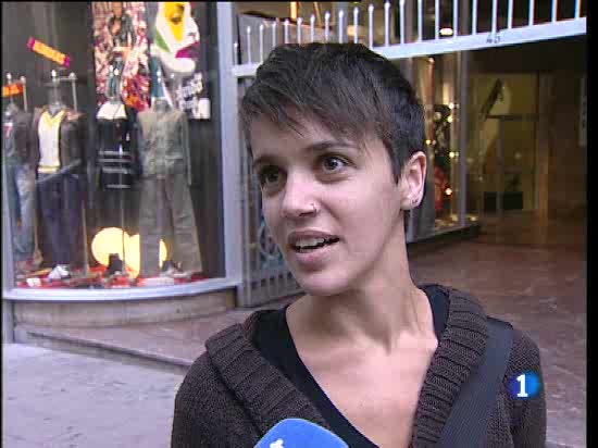 Encontrar un empleo no es f&aacute;cil y por esos muchos no dudan en cambiar su aspecto para colocarse