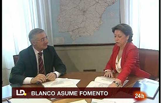Desayunos - Relevo en el cambio de cartera de Fomento. Magdalena &Aacute;lvarez deja paso a Pepe Blanco