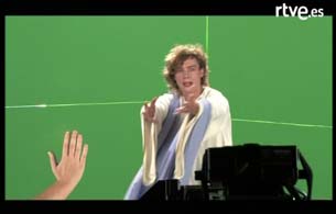 Ver v&iacute;deo  'Camino: Escenas de rodaje - &Aacute;ngel Custodio colgado'