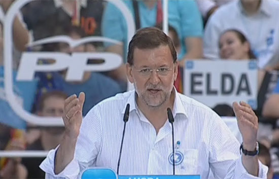 Zapatero hace campa&ntilde;a en Badajoz y Rajoy viaja a Valencia
