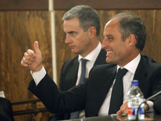 Ver v&iacute;deo  'Camps y Costa, declarados no culpables en relaci&oacute;n con la trama G&uuml;rtel'