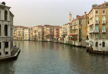 Un canal de Venecia