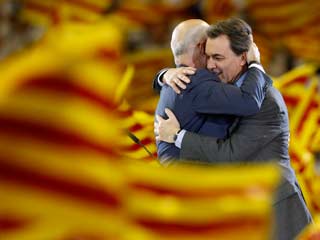 Ver v&iacute;deo  'Los candidatos a las elecciones catalanas cierran la campa&ntilde;a'