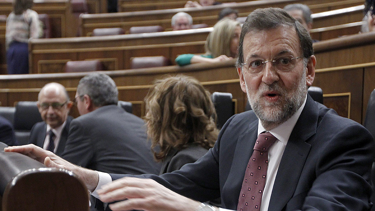 Rajoy a Rubalcaba: "Ve bien la reforma laboral sin acuerdo si la hacen ustedes y mal si la hago yo"