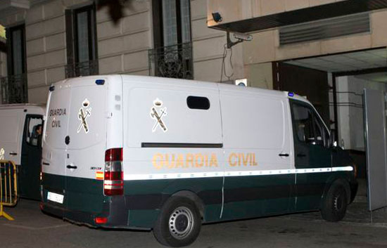 Prisi&oacute;n para el alcalde de Santa Coloma y otros cuatro detenidos