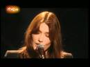 Ir al Video&nbsp;Carla Bruni canta a Mandela