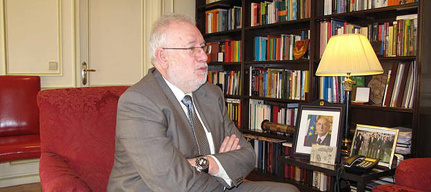 Carlos Berzosa, rector de la Universidad Complutense