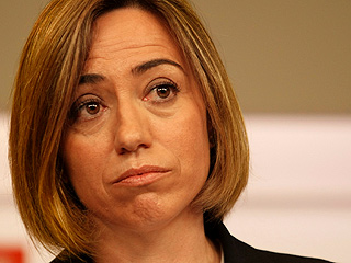 Ver v&iacute;deo  'Carm&egrave; Chac&oacute;n renuncia a presentarse a las primarias del PSOE'
