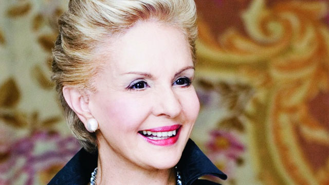 Solo moda - Carolina Herrera, magia entre costuras