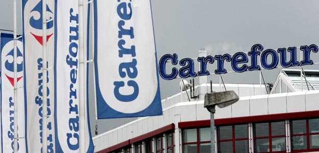 Un Carrefour a las afueras de Zurich