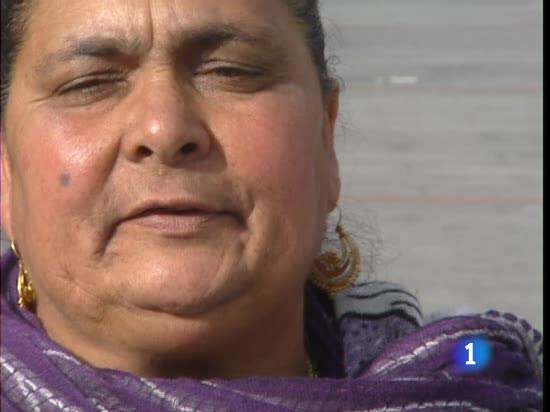 Un grupo de mujeres gitanas recorren Espa&ntilde;a con "La casa de Bernarda Alba".