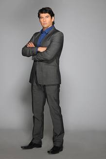 Gabriel Porras interpreta a Gonzalo, nuevo miembro de la familia Conde Spencer.La casa de al lado Gabriel Porras interpreta a Gonzalo, nuevo miembro de la familia Conde Spencer.La casa de al lado