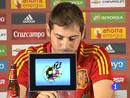Ir al Video&nbsp;Casillas, homenajeado a un d&iacute;a de los 126