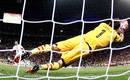 Casillas para el penalti de Joao Moutinho