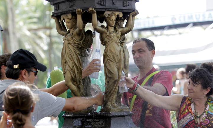 CATALU&Ntilde;A MANTIENE LA ALERTA DE CALOR TRAS VIVIR OTRA NOCHE TROPICAL POR ENCIMA DE DE LOS 25&ordm;