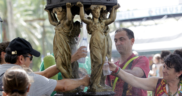 CATALU&Ntilde;A MANTIENE LA ALERTA DE CALOR TRAS VIVIR OTRA NOCHE TROPICAL POR ENCIMA DE DE LOS 25&ordm;