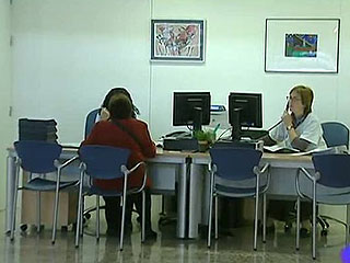En Catalu�a, los m�dicos de cabecera tratar�n a los pacientes con afecciones menores