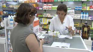 Ver v&iacute;deo  'En Catalu&ntilde;a se retrasa un mes el cobro de los medicamentos'