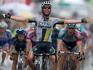 Ver v&iacute;deo  'Cavendish supera a todos bajo la lluvia'