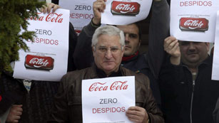 Ver vídeo  'CC.OO. ve "una locura" que Coca-Cola cierre la segunda mayor fábrica de Europa'