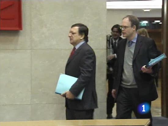 La CE aprueba el plan de recuperaci&oacute;n griego, y alerta de problemas estructurales en Espa&ntilde;a y Portugal