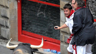Ver v&iacute;deo  'Los Cebada Gago protagonizan una bonita tercera carrera'