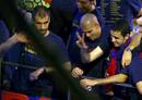 Pep Guardiola acompa&ntilde;ado por el portero, V&iacute;ctor Vald&eacute;s y por Pedrito.